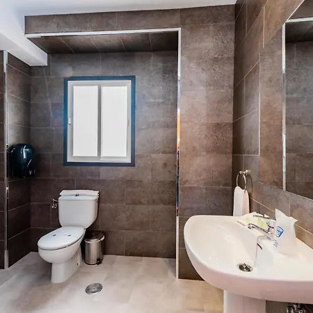 Manzanito Otel 2*